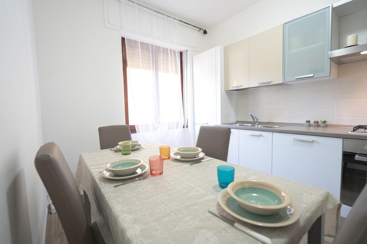 Apartment Lungomare 2 Minuti A Piedi Dalla Rosaria House